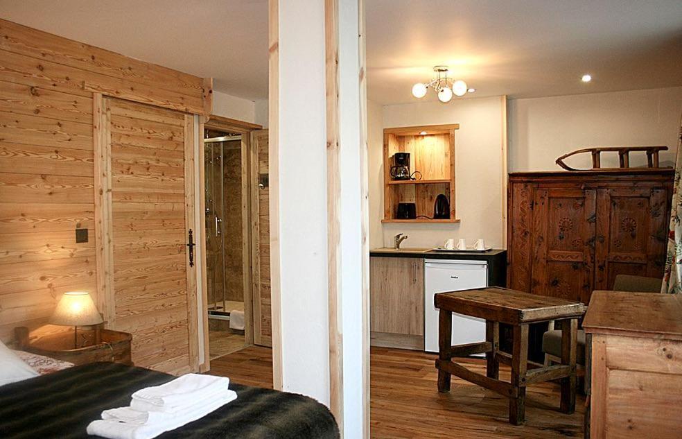 Hotel Restaurant De La Chaussee Briançon Eksteriør bilde
